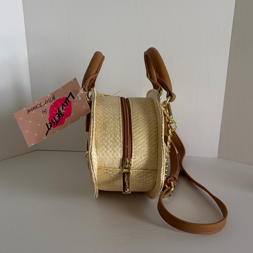 ☀️Betsey Johnson Cream Straw Fish Mini Bag - Picture 5 of 11